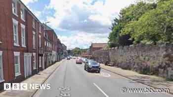 Pedestrian dies in city centre crash