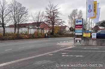 Fußgängerin vom Auto angefahren