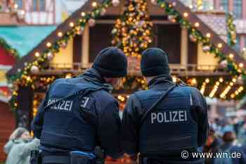 Polizei kontrolliert Taschen und Rucksäcke auf Weihnachtsmärkten