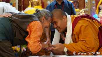 Von der Highschool ins Kloster: US-Teenager bereitet sich auf seine Rolle als Lama vor