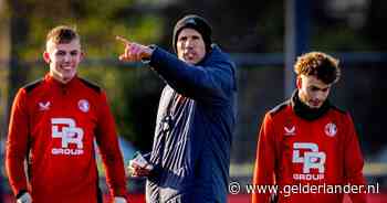 LIVE eredivisie | Carranza en Milambo keren terug in Feyenoord-basis, bijzonder weerzien voor Van Persie