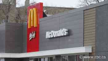 Man threatened to kill McDonald's employees, sprayed fire extinguisher during robbery: Winnipeg police