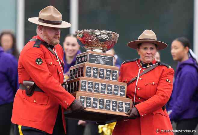 Laval Rouge et Or win Vanier Cup with 22-17 victory over Wilfrid Laurier Golden Hawks