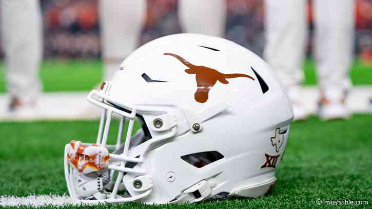 How to watch Kentucky vs. Texas football without cable