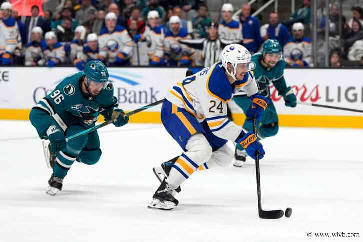 Sabres win 3 in a row out West