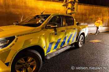 Ongeval met voertuig Rijkswaterstaat op A22 tijdens afsluiten weg wegens eerder ongeval