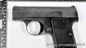 112-nieuws: doorgeladen pistool gevonden in sok • fietser mishandelt agent