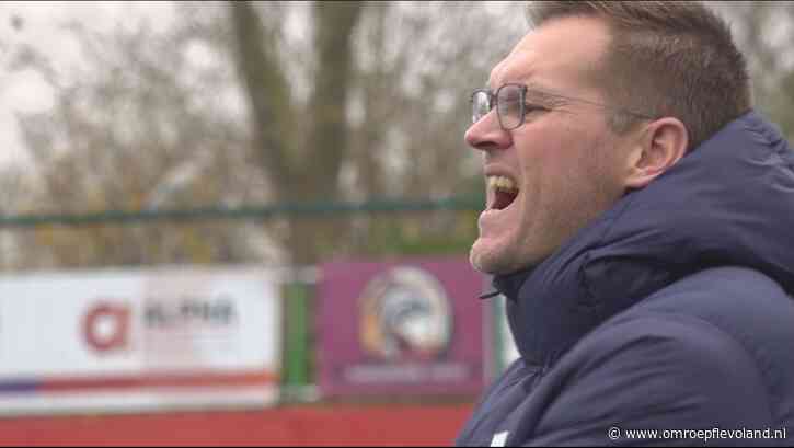 Urk - Zevende nederlaag op rij voor SV Urk: 'De gifbeker is nog niet leeg'