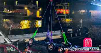 Twee mensen overleden nadat auto in water belandt, geen aanwijzingen voor suïcide of misdrijf