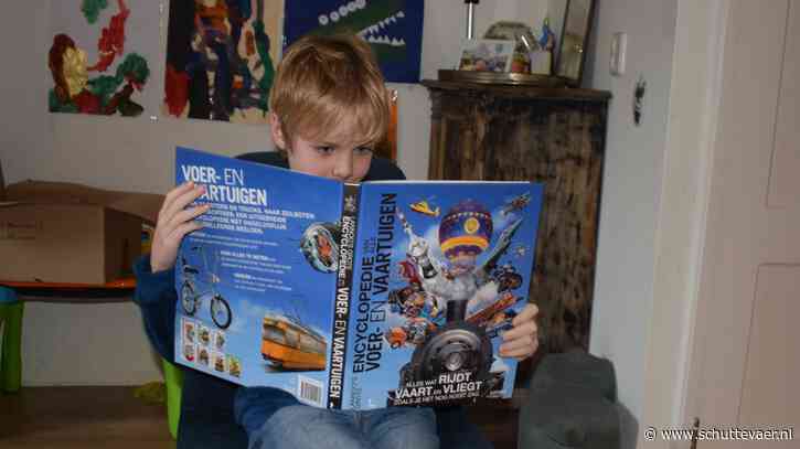 Papier is niet dood: encyclopedie over voer- en vaartuigen is genot voor het oog