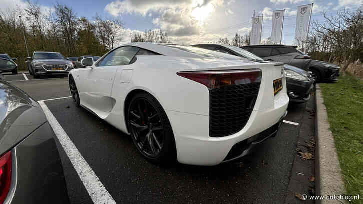 Is dit de gaafste Japanner op Nederlands kenteken?