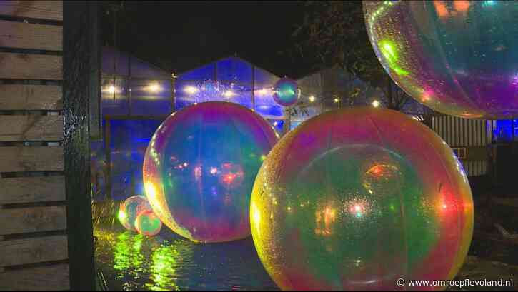 Almere - Magisch lichtspektakel in het dierenpark