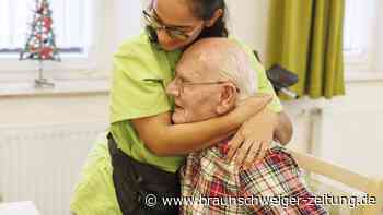 Sie pflegen, zahlen Steuern – aber sollen Deutschland verlassen