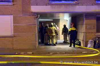 Appartement onbewoonbaar door zware keukenbrand in Tongeren en flatgebouw geëvacueerd
