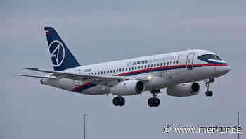 Flugzeug gerät nach Landung in der Türkei in Brand – Videos zeigen Maschine in Flammen