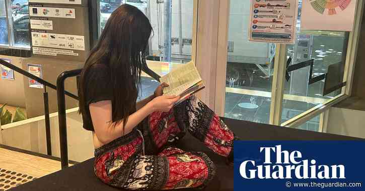 Perverse incentives leave young Australians locked out of community housing, study finds