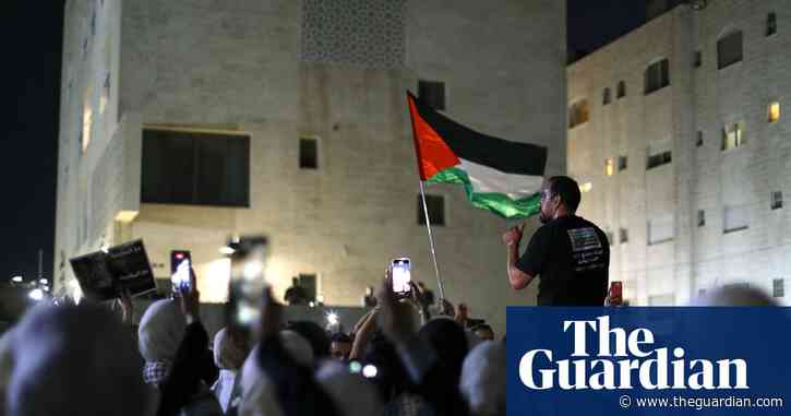 Gunman dead, police injured in shooting near Israeli embassy in Jordan
