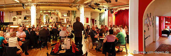 Intendant*In / div. gesucht - Bühne frei für den Traum vom eigenen Theater