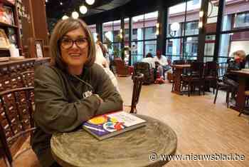Galerie Bortier lokt 1.000 bezoekers tijdens openingsweekend: “Wereld van horeca en boeken verbinden”
