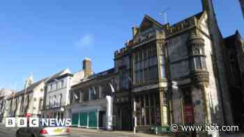 Grade II listed museum gets new roof green light