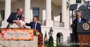 Biden pardons Thanksgiving turkeys at the White House