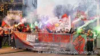 Stahlarbeiter fordern klare Position gegen Übernahme-Pläne