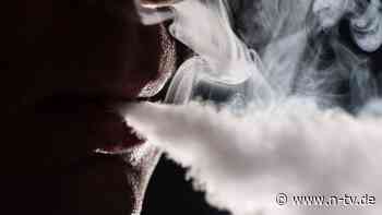 Frage aus dem Arbeitsrecht: Muss ich hinnehmen, dass mein Arbeitskollege im Büro vapt?