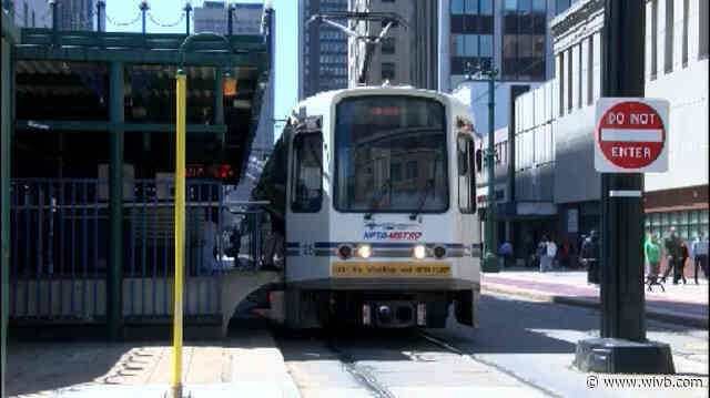 Above-ground metro rail service back open