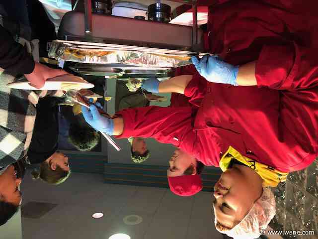 FWCS students cook & distribute 350 Thanksgiving meals