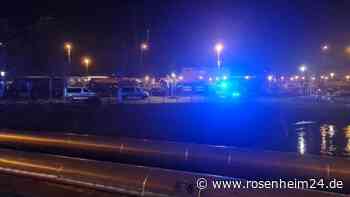 „Drohung gegen Zug“: Nightjet am Bahnhof angehalten - Spezialkräfte und Hunde durchsuchen Zug