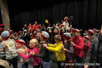 Sinterklaas en Liedjespiet maken hun opwachting in ’t Brieleke