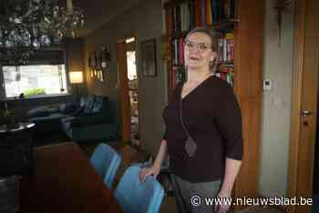 “Zelfs een H-cup werd te klein”: Jasmien en Bettina ondergingen een borstverkleining, en ze zijn niet alleen