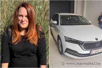 Alleenstaande mama van 3-jarige tweeling slachtoffer van autodiefstal: “De enige manier om ze warm en droog naar school te brengen”