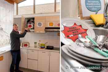 Wasbak vol vaat, slaapkamer met etensresten: in nieuw demohuis laten ze die rommel met opzet rondslingeren