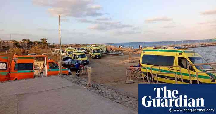 Four bodies recovered from Red Sea day after tourist boat capsizes