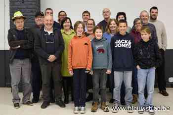 Kultuur kwadraat viert vijftigste voorstelling met Bikini’s en braadworst