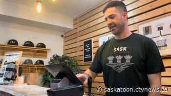Saskatoon businesses prepare for possible holiday impact amid Canada Post strike
