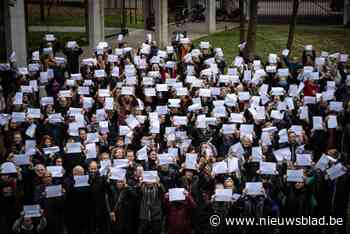 Leerkrachten staken tegen ‘fusie’ op Hast: “Maar we hebben niets tegen die collega’s en hun leerlingen”