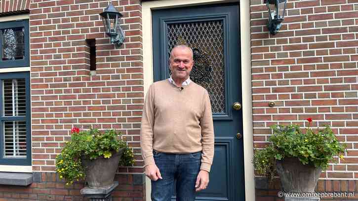 Johan herbouwde het huis van zijn opa en opent het precies 100 jaar later