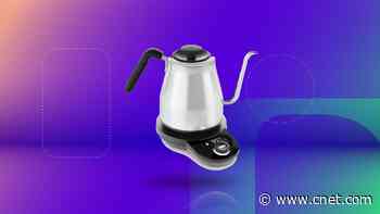 This Electric Kettle Is a Must-Have in the Winter, and It's 25% Off for Black Friday