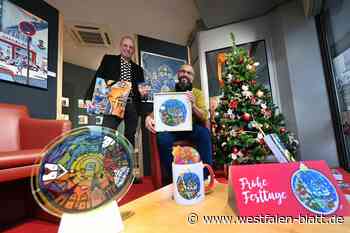 Weihnachtskugel mit Paderborner Rathaus