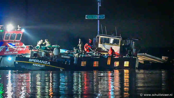 Speranza raakt krib en maakt water, schipper, matroos en hond ongedeerd