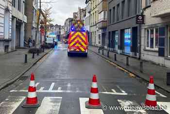 Straat vlak bij Sint-Annaplein even afgesloten door brandweer voor evacuatie