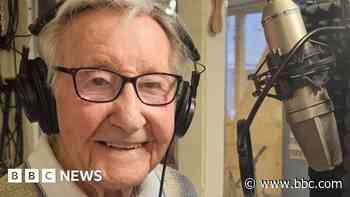 Grandad Sings: The 92-year-old TikTok sensation
