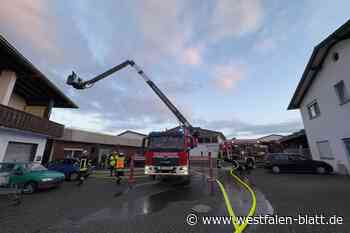 Brand in Lagerhalle: Feuerwehr verhindert in Volkmarsen Schlimmeres