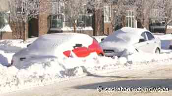 'The roads are a mess': Saskatoon residents voice concerns over city road clearing