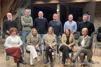 Afscheidnemend Brees raadslid Jos Drykoningen trakteert op goede raad en gratis vat: “In de politiek moet je vooral luisteren en af en toe samen een glas drinken”