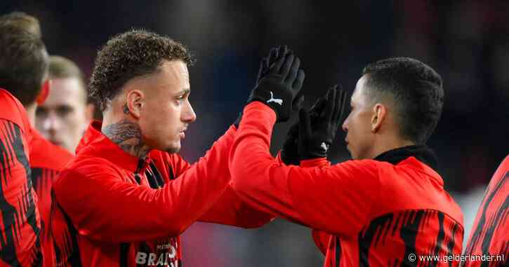 LIVE Champions League | Lang en De Jong terug in PSV-basis tegen Sjachtar, hattrickheld Pepi weer naar de bank verwezen