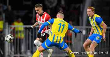 LIVE Champions League | PSV moet in achtervolging na succesvolle counter Sjachtar, Lang en Saibari zetten doelman aan het werk