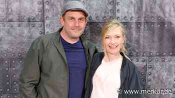 Dank „Bulle von Tölz“: So hat es bei Sebastian Bezzel und Johanna Christine Gehlen gefunkt